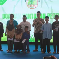 Petebu Dukung Ganjar Beri Santunan ke Ratusan Yatim di Indramayu